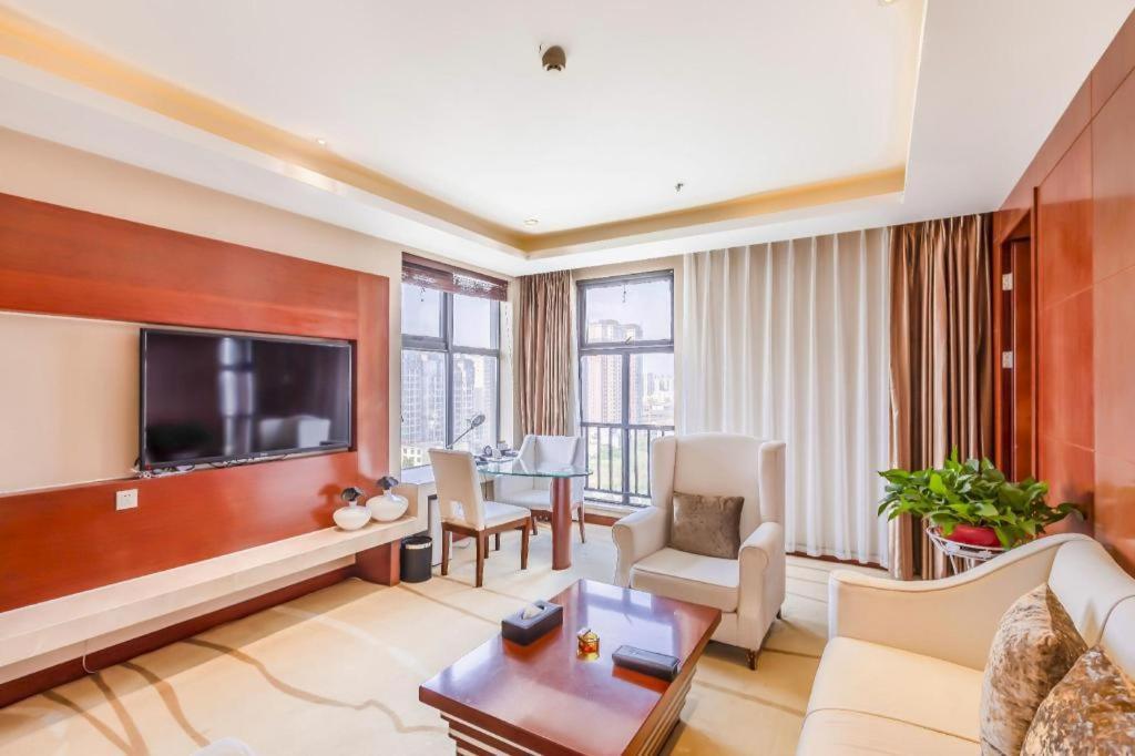 Grand Metropark Hotel Shangqiu Exterior foto