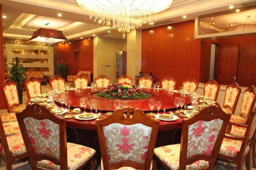 Grand Metropark Hotel Shangqiu Exterior foto